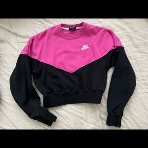 Nike cropped sweater